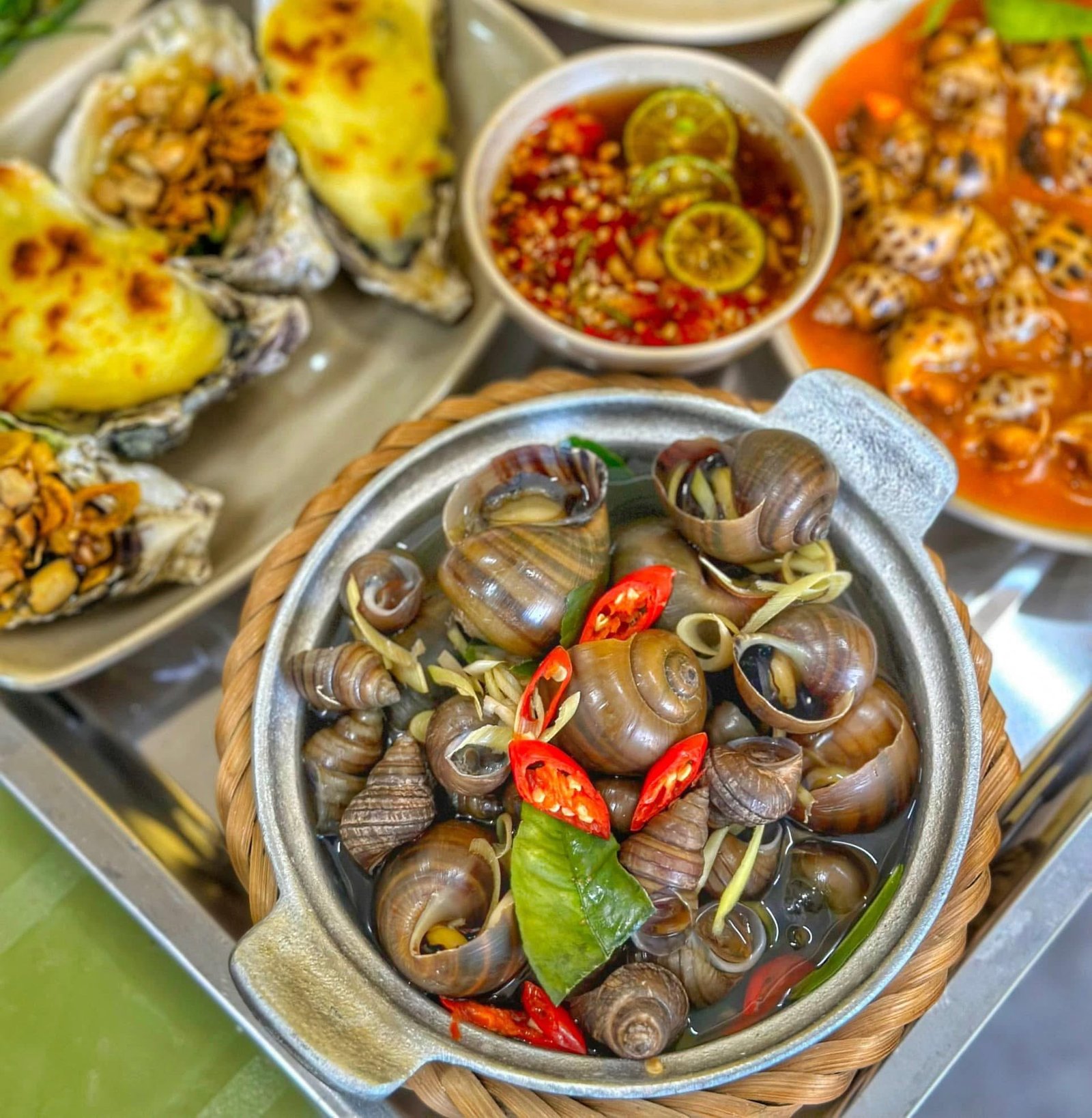Ốc mít hấp xả